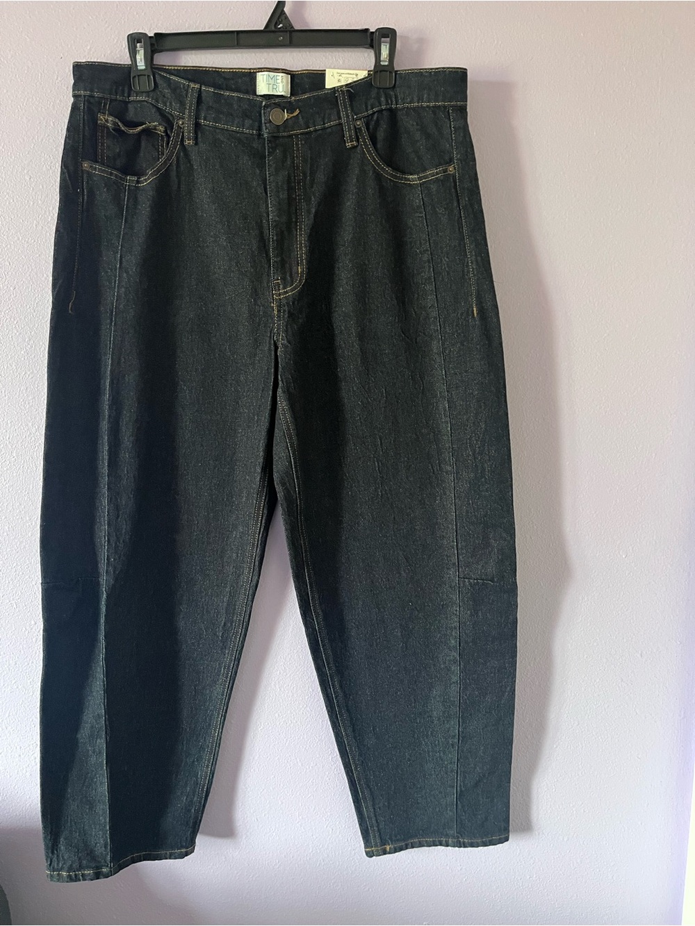 Time and Tru Women's Black Relaxed Jeans